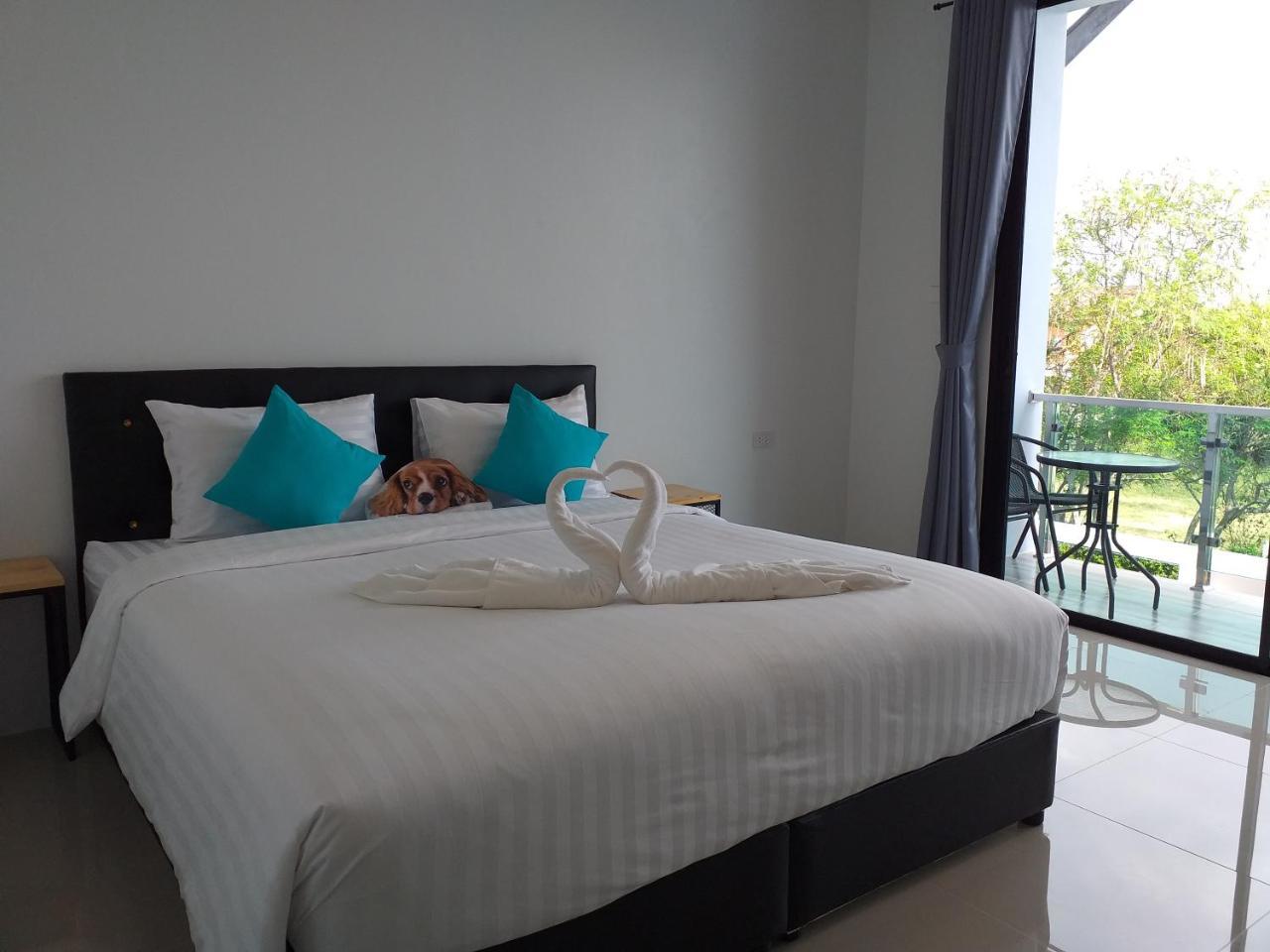 The Phu Resort Pran Buri Exterior photo